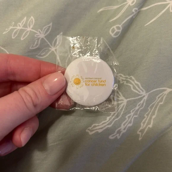 Assorted Buttons - Picture 3 of 4